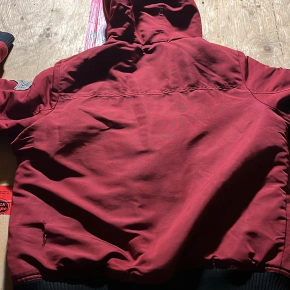 red bomber jacket - Picture 3 of 3